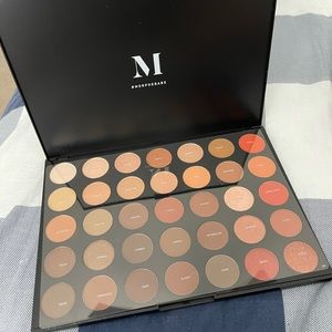 Morphe eyeshadow palette